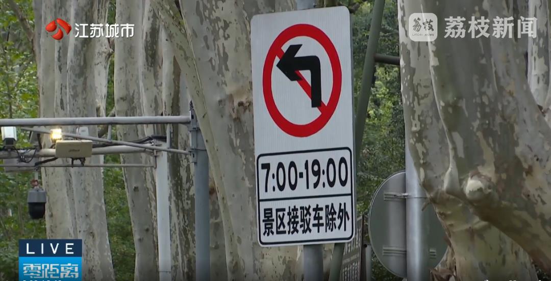 DƬ